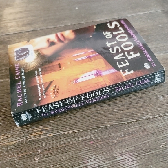Feast of Fools by Rachel Caine Book The Morganville Vampires Book Four - Picture 2 of 6